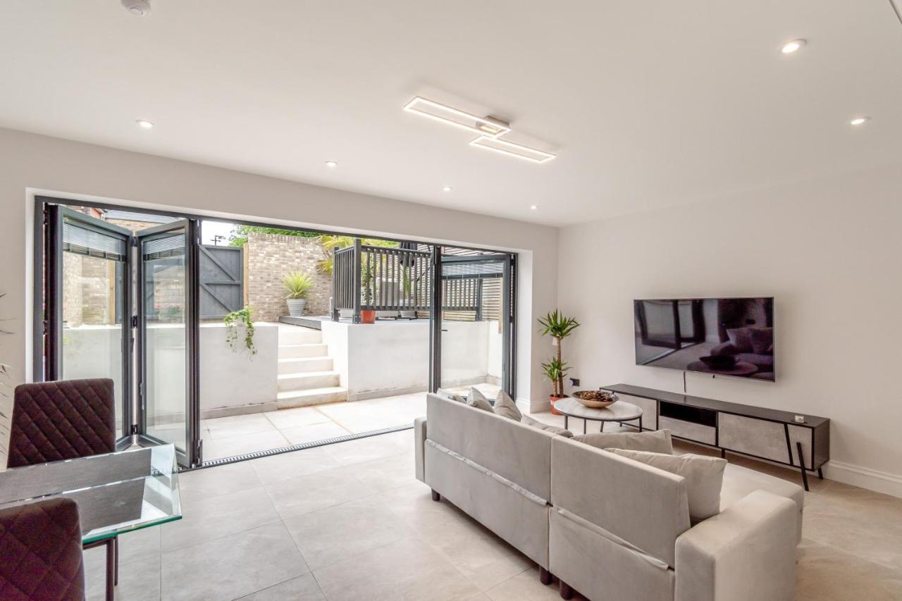 伦敦Modern Garden Flat With Private Parking公寓 外观 照片